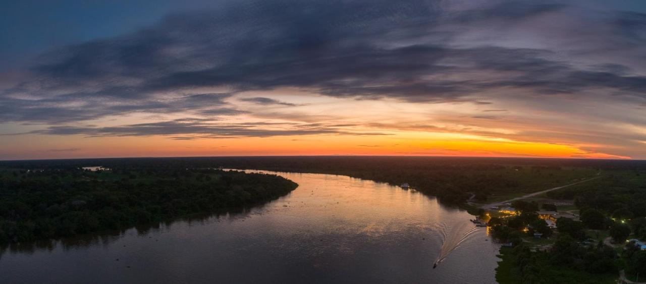 Santa Rosa Pantanal Hotel Porto Jofre エクステリア 写真